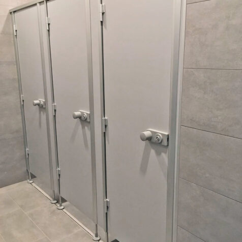 Mark KG Trennwandsysteme & WC Kabinen für Trockenräume/Nassräume – Serie Moon Brava